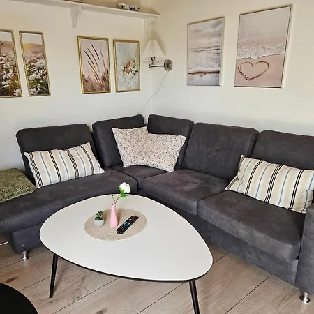 Lovely Newer Near Beautiful Holiday home *