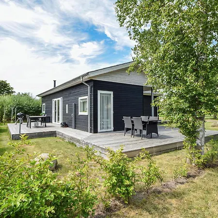 Holiday home Lovely Newer Near Beautiful *